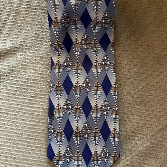 Christian Dior Geometric Blue and Gray Men's Tie 100% Imported Silk EUC!! - Picture 1 of 7